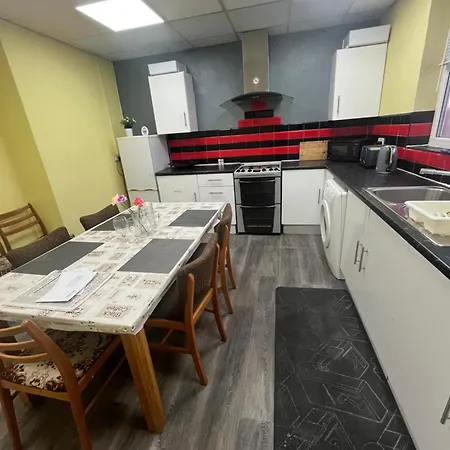 Apartman Executive 3 Near Southmead Hospital On Bathroom Bristol